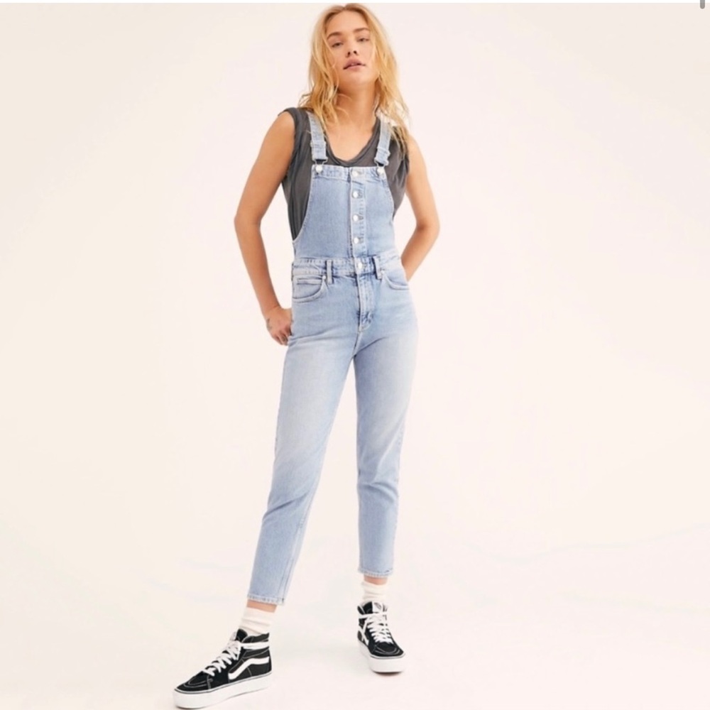 Free People Shelby Light Jean Skinny Overalls